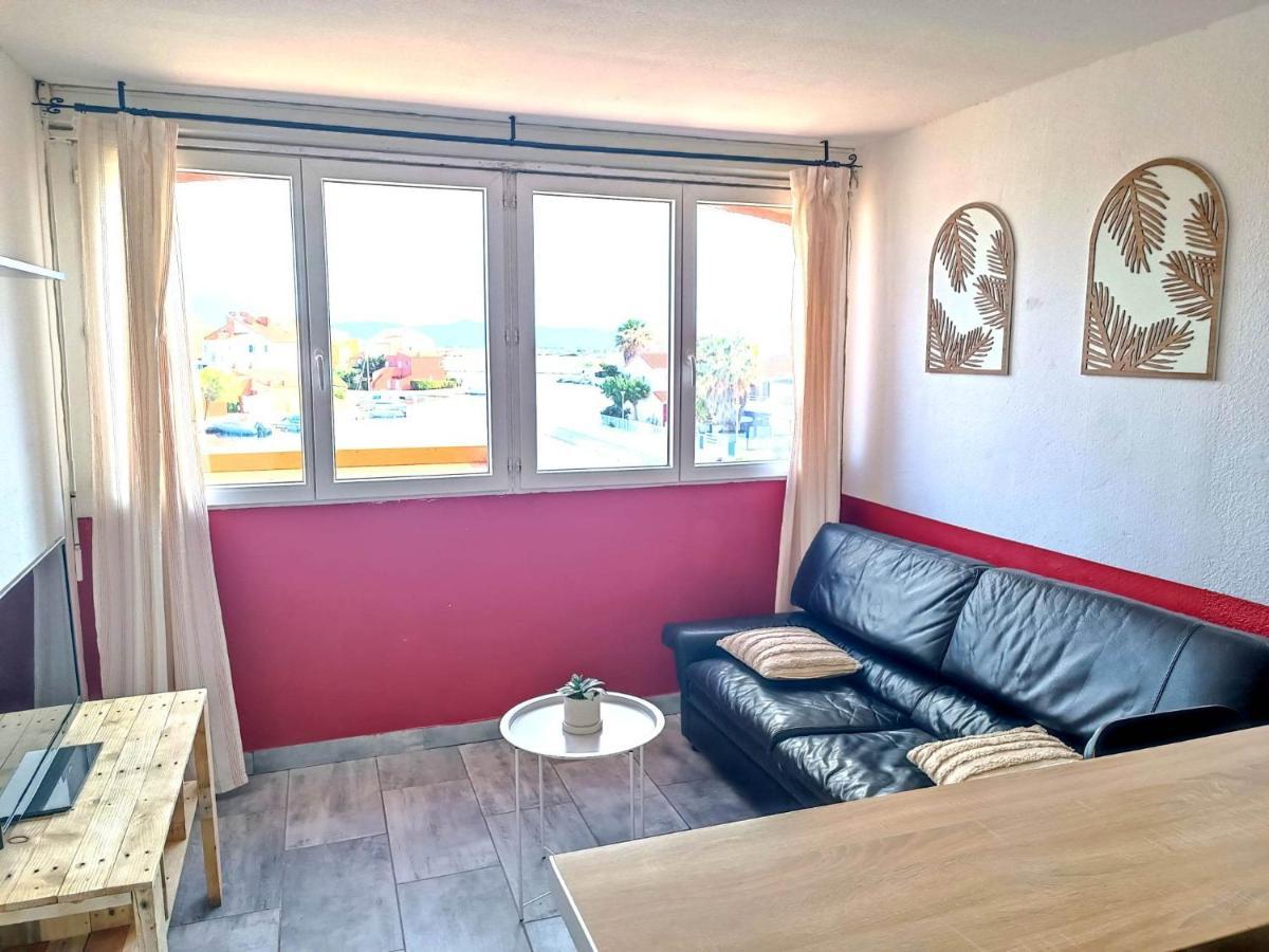 Agreable Logement Sur La Marina Apartment เลอบาร์กาแรส ภายนอก รูปภาพ